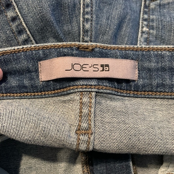 Joe’s Jeans Distressed Straight Leg High Rise - Picture 2 of 4